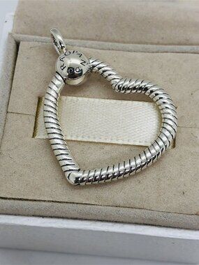 ✨🔥Pandora Moments Heart Charm Pendant